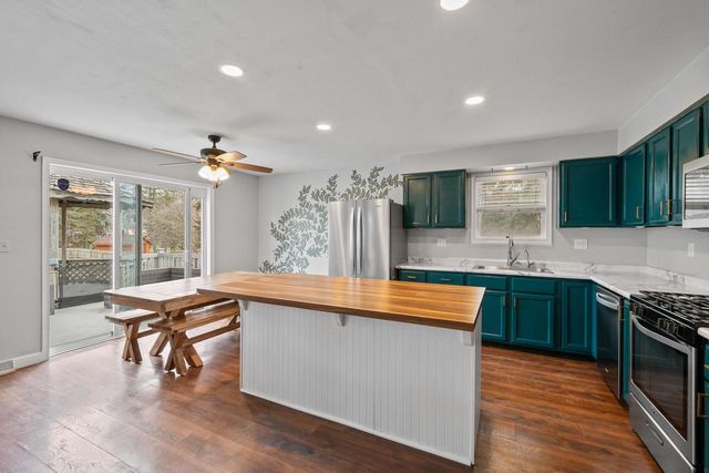 2212 Borg ROAD, Delavan, WI 53115