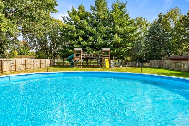 2212 Borg ROAD, Delavan, WI 53115