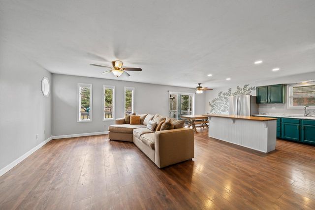 2212 Borg ROAD, Delavan, WI 53115