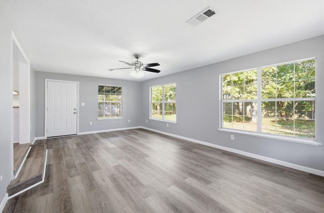 410 NW NW Oakland Circle Circle, Fort Walton Beach, FL 32548