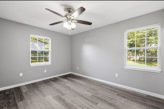 410 NW NW Oakland Circle Circle, Fort Walton Beach, FL 32548