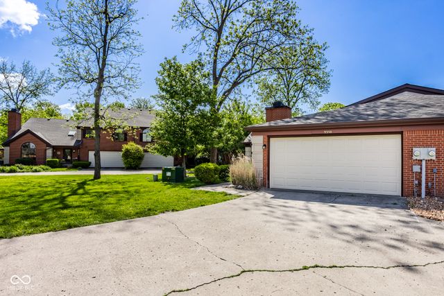 9350 Golden Leaf Way, Indianapolis, IN 46260