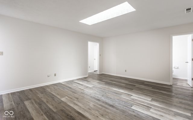 9350 Golden Leaf Way, Indianapolis, IN 46260