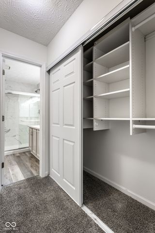 9350 Golden Leaf Way, Indianapolis, IN 46260