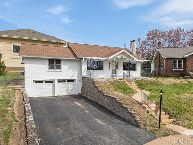 810 Webster Court, Rock Hill, MO 63119