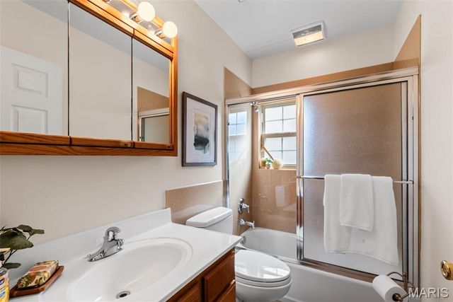 810 Webster Court, Rock Hill, MO 63119