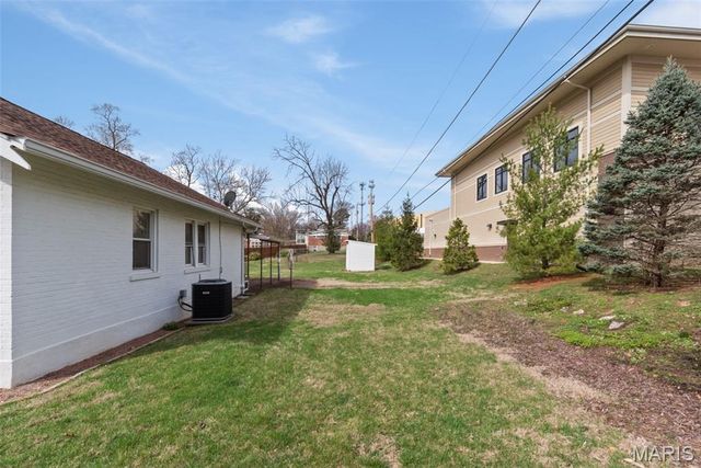 810 Webster Court, Rock Hill, MO 63119