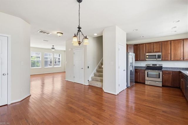 3732 Vintage Pointe PL, Virginia Beach, VA 23455