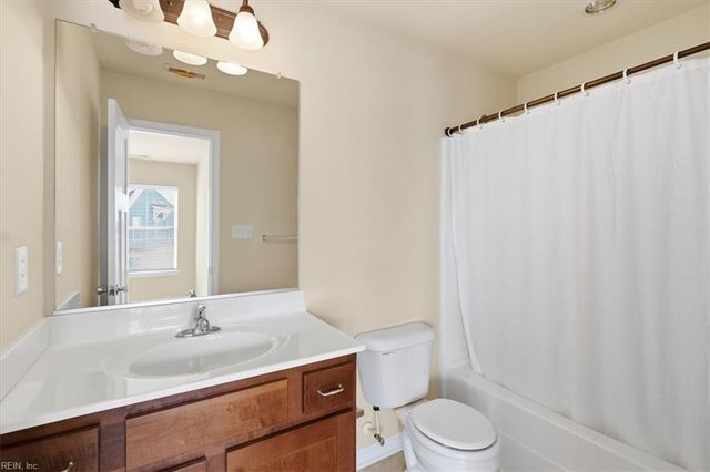 3732 Vintage Pointe PL, Virginia Beach, VA 23455