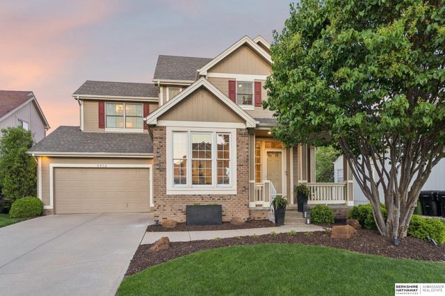 5913 N 146 Avenue, Omaha, NE 68116