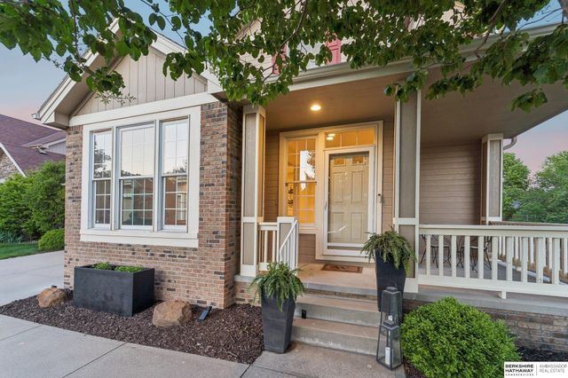 5913 N 146 Avenue, Omaha, NE 68116