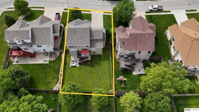 5913 N 146 Avenue, Omaha, NE 68116