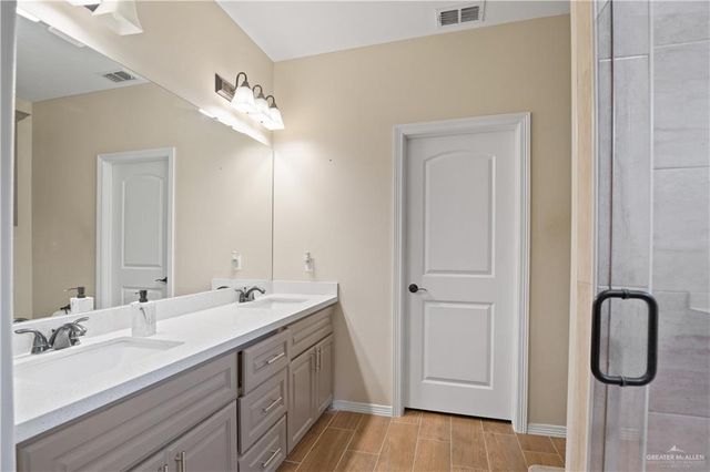 428 Gonzalez Street, Donna, TX 78537