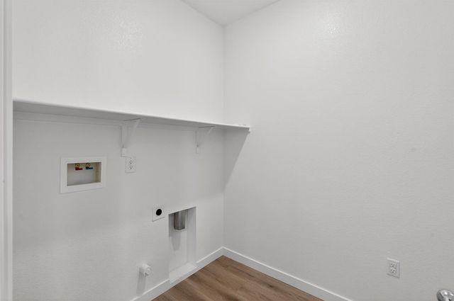 8825 Stratham Way, Elk Grove, CA 95758