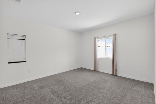 8825 Stratham Way, Elk Grove, CA 95758