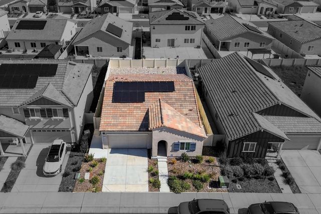 8825 Stratham Way, Elk Grove, CA 95758