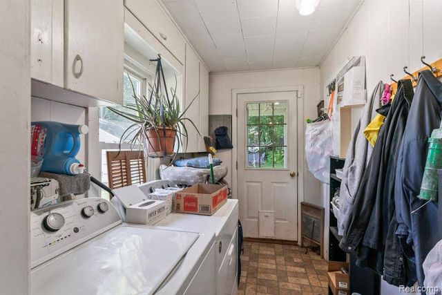 580 N Almont Avenue, Imlay City, MI 48444