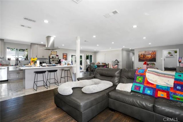 5808 Magnolia Avenue, Whittier, CA 90601