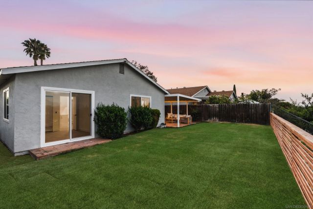 11293 Linares St, San Diego, CA 92129