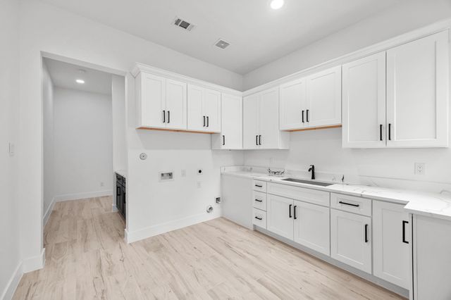 13010 Royal Hill Court, Montgomery, TX 77316