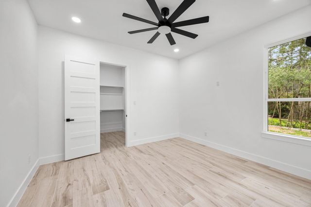13010 Royal Hill Court, Montgomery, TX 77316