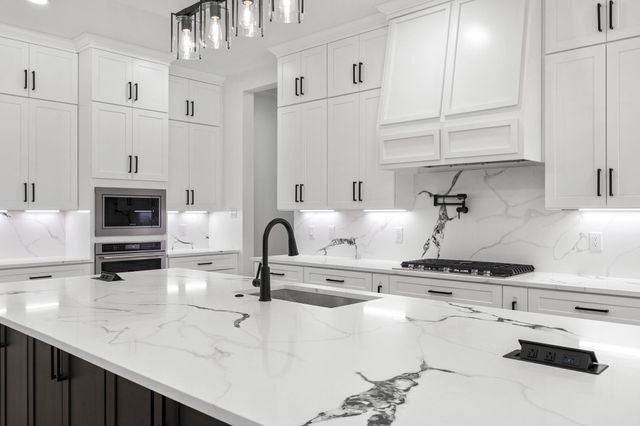 13010 Royal Hill Court, Montgomery, TX 77316