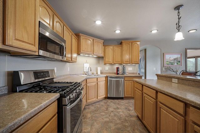 2203 Penbrook DRIVE, Mount Pleasant, WI 53406