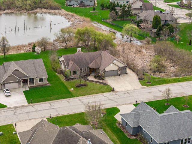 2203 Penbrook DRIVE, Mount Pleasant, WI 53406