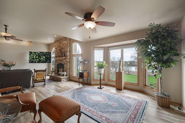 2203 Penbrook DRIVE, Mount Pleasant, WI 53406