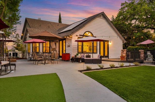 320 Gopher Flat Rd, Sutter Creek, CA 95685