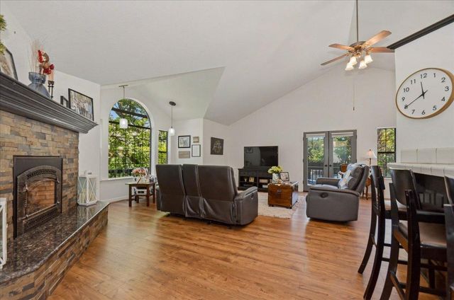 320 Gopher Flat Rd, Sutter Creek, CA 95685