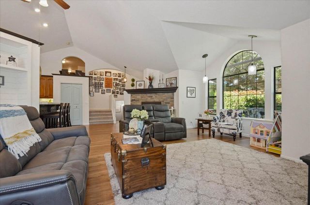 320 Gopher Flat Rd, Sutter Creek, CA 95685