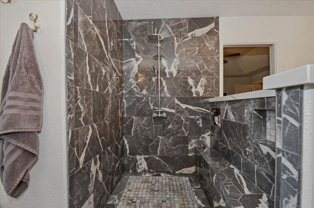 320 Gopher Flat Rd, Sutter Creek, CA 95685