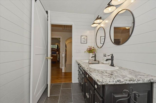 320 Gopher Flat Rd, Sutter Creek, CA 95685