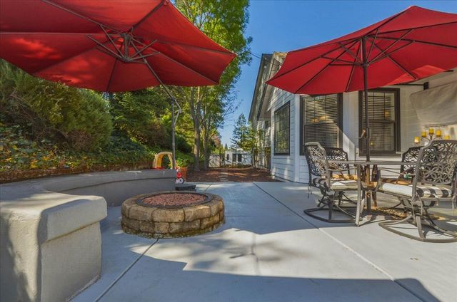 320 Gopher Flat Rd, Sutter Creek, CA 95685