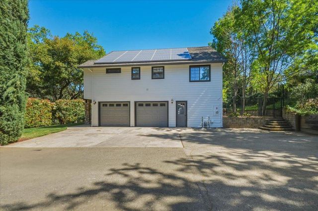 320 Gopher Flat Rd, Sutter Creek, CA 95685