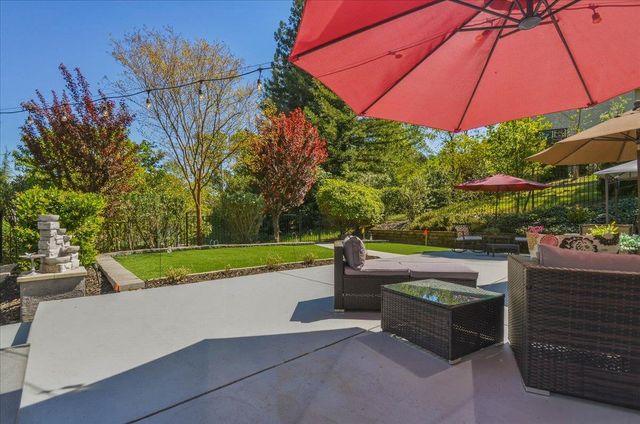 320 Gopher Flat Rd, Sutter Creek, CA 95685