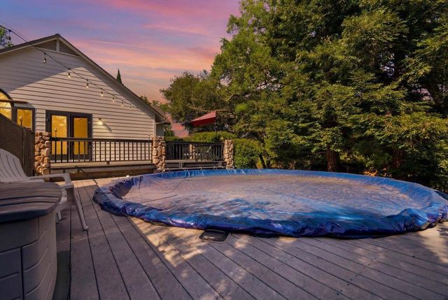 320 Gopher Flat Rd, Sutter Creek, CA 95685