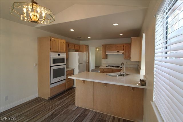 1629 British Cup Drive, Las Vegas, NV 89117