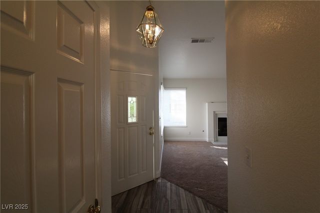 1629 British Cup Drive, Las Vegas, NV 89117