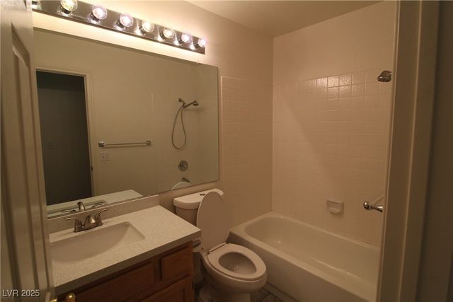 1629 British Cup Drive, Las Vegas, NV 89117