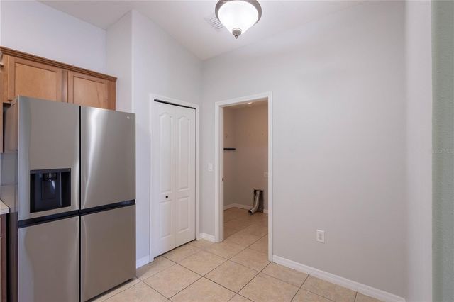 8022 ALAMOSA WOOD AVENUE, Ruskin, FL 33573