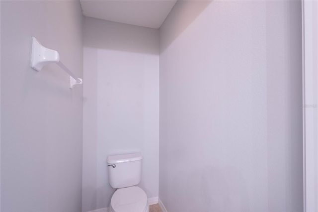 8022 ALAMOSA WOOD AVENUE, Ruskin, FL 33573