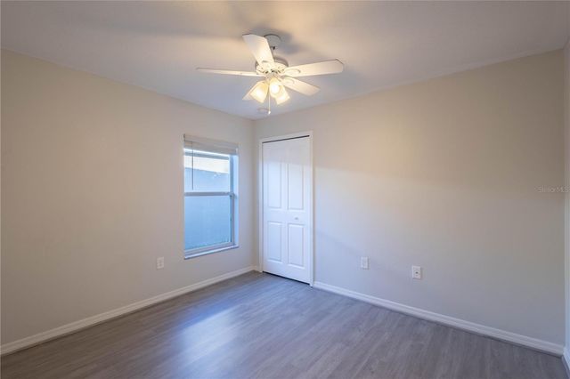 8022 ALAMOSA WOOD AVENUE, Ruskin, FL 33573