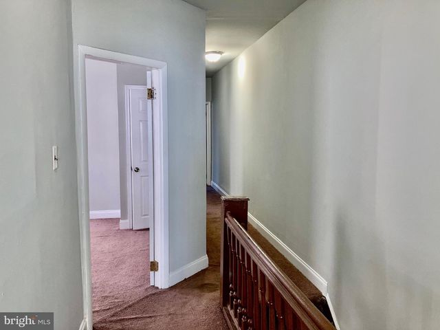 5215 PINE ST, Philadelphia, PA 19143