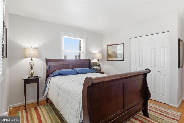 402 WALKER ST SW, Vienna, VA 22180