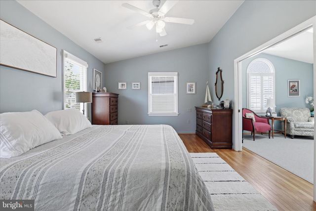 402 WALKER ST SW, Vienna, VA 22180