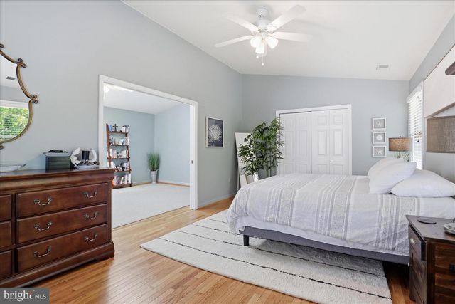 402 WALKER ST SW, Vienna, VA 22180