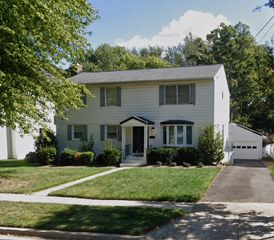 402 WALKER ST SW, Vienna, VA 22180