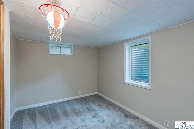 13 Southview Drive, Mankato, MN 56001